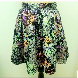 H&M Floral silky skirt with pockets Sz 6